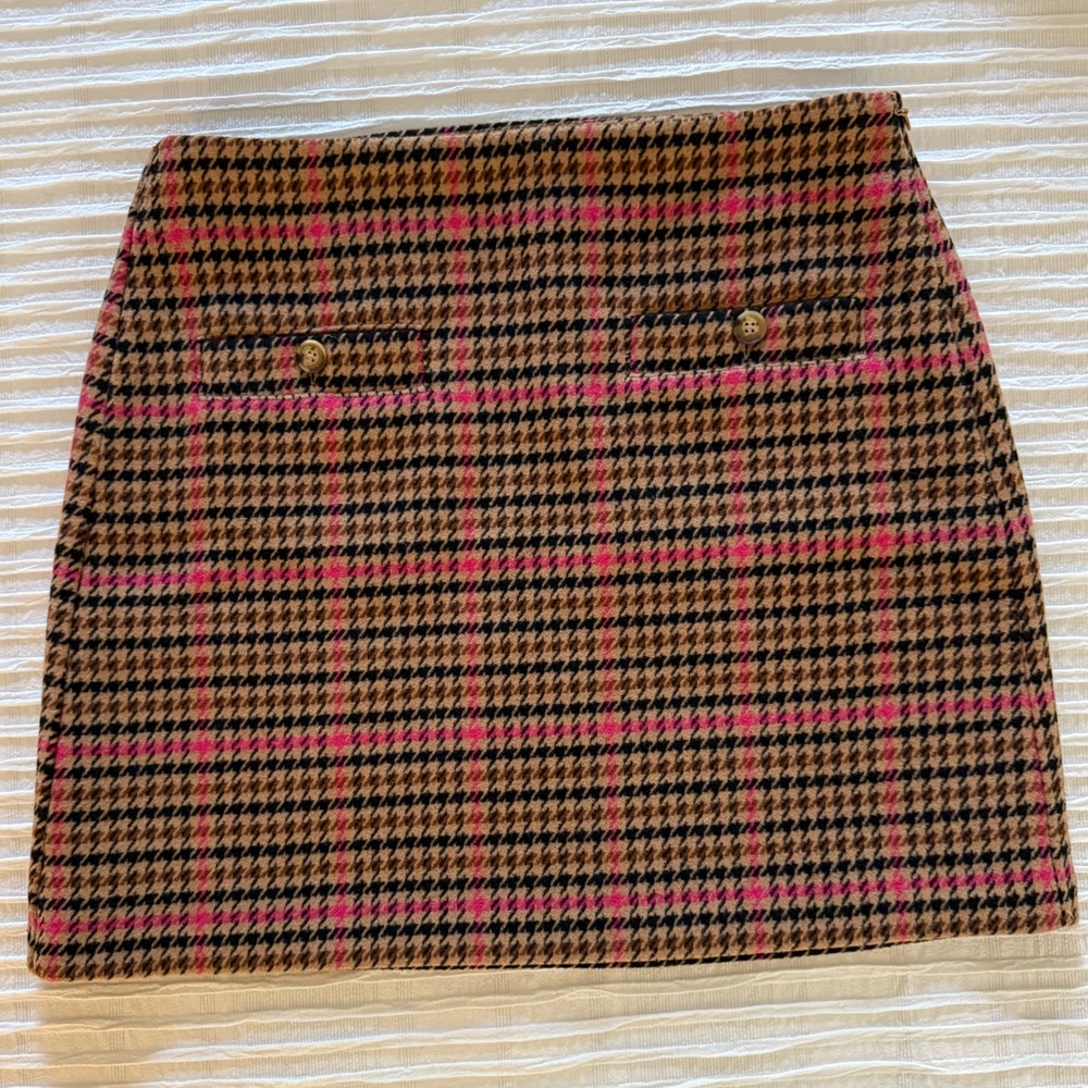 Loft / Plaid Skirt / Size 8